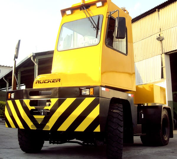 Terminal Tractor; Cavalo de Manobra;